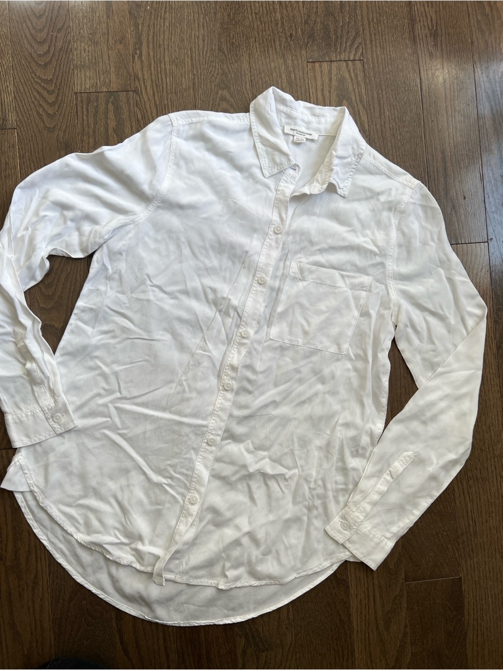 BeachLunchLounge white lightweight button down shirt women’s size XS